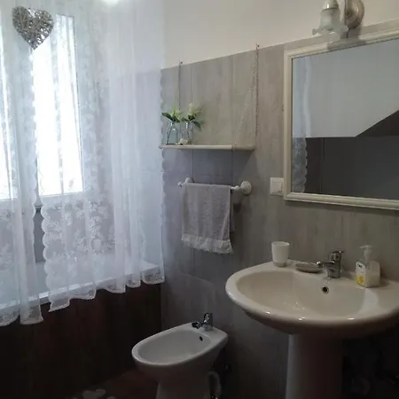 Ai Tre Archi Di Tagliaborse Mascali